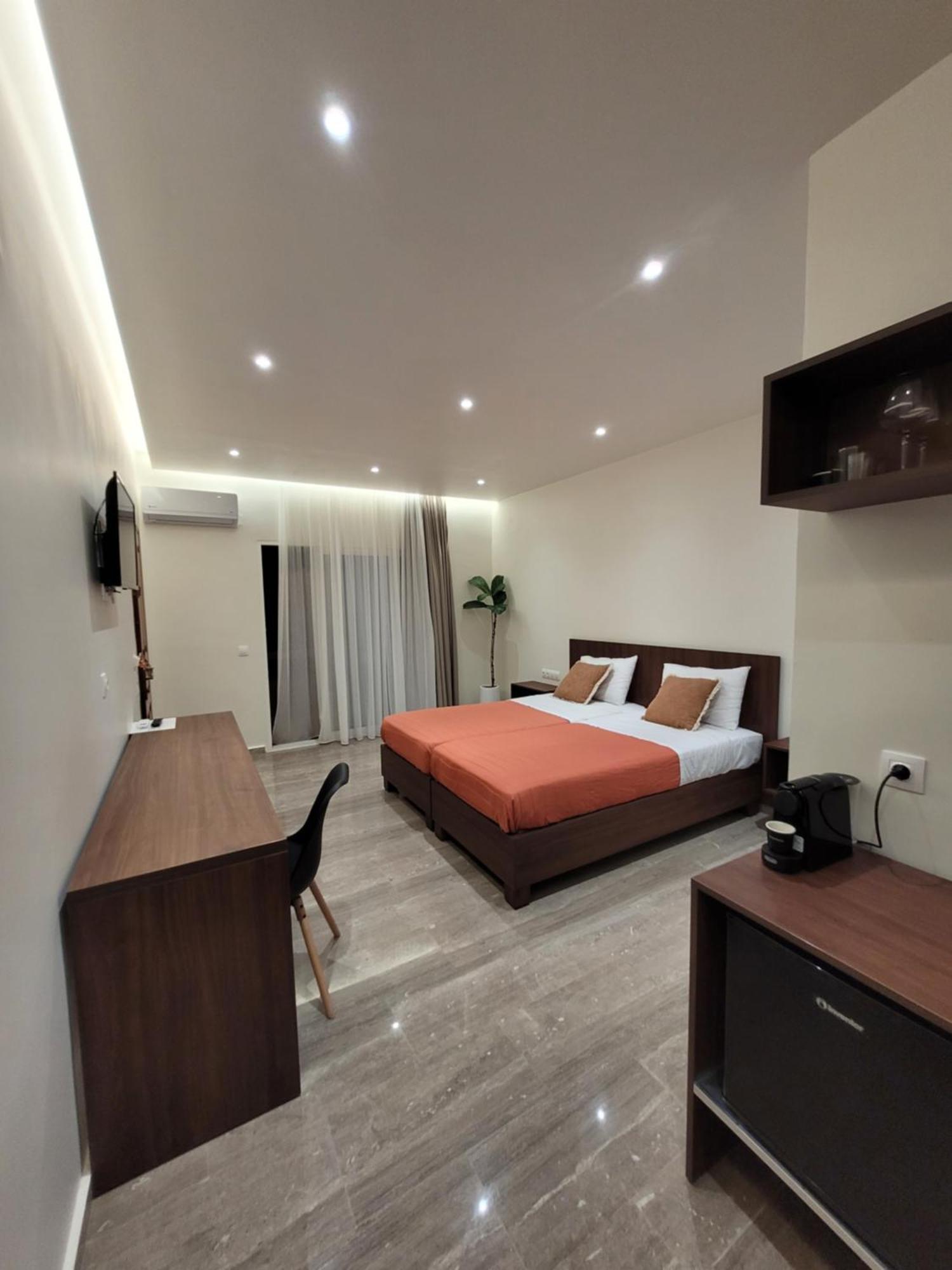 Vasiliki Apartments Platanias  Exterior photo
