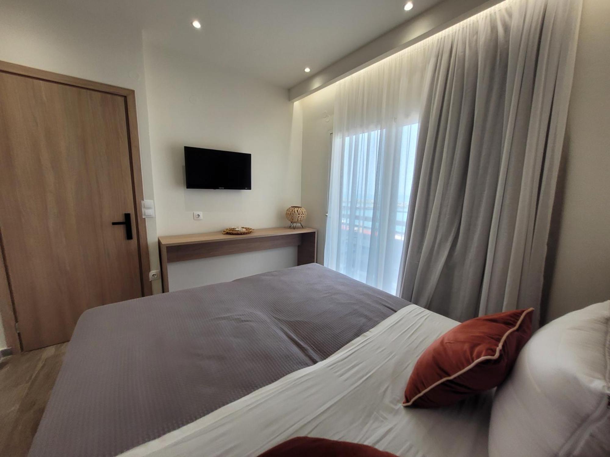 Vasiliki Apartments Platanias  Room photo